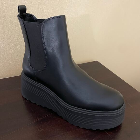 Nine West Women's George Ankle Boot - Picture 2 of 7